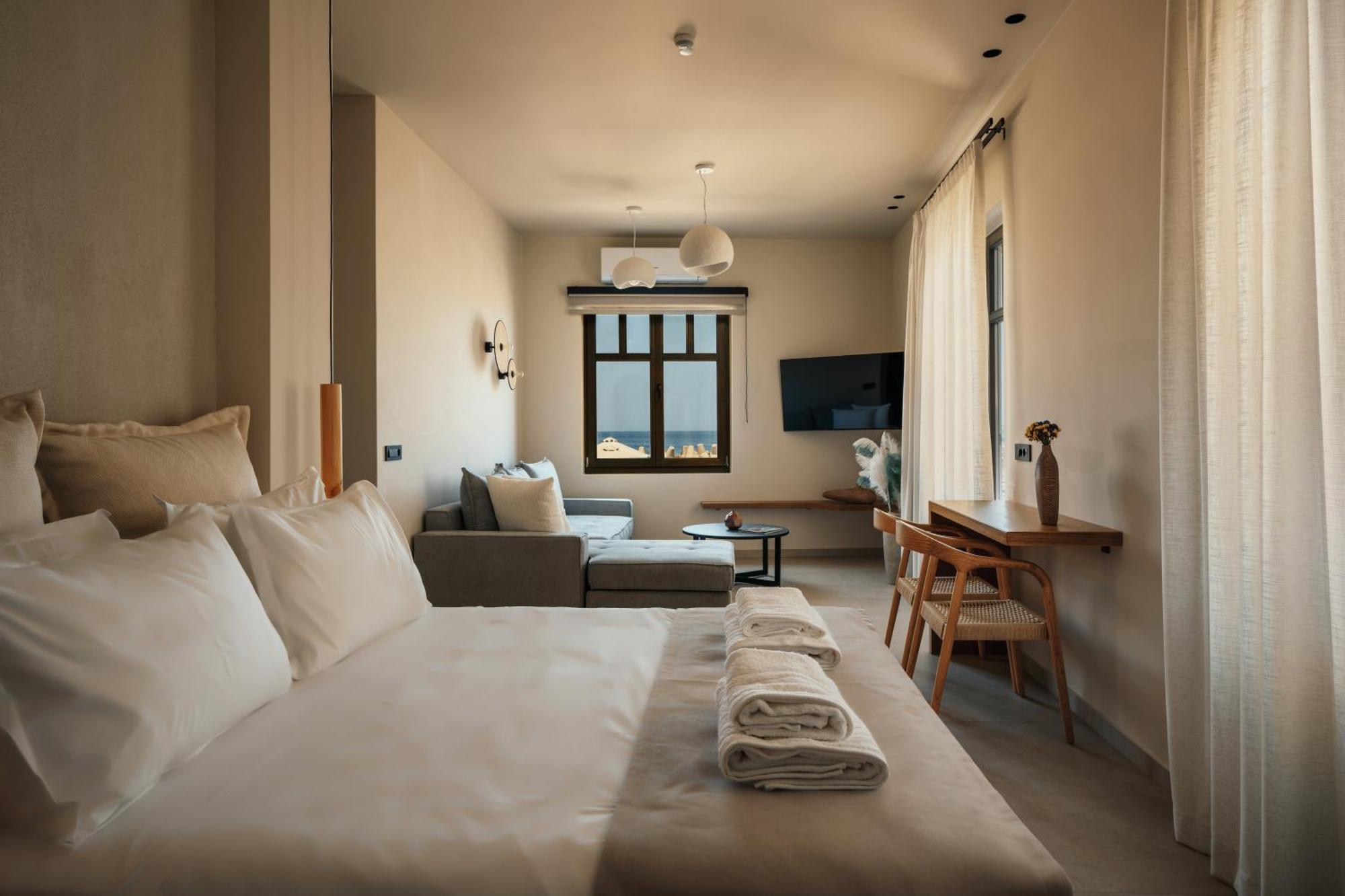 Rettimo Suites, Experience Luxury In The Heart Of Rethymno Exteriör bild