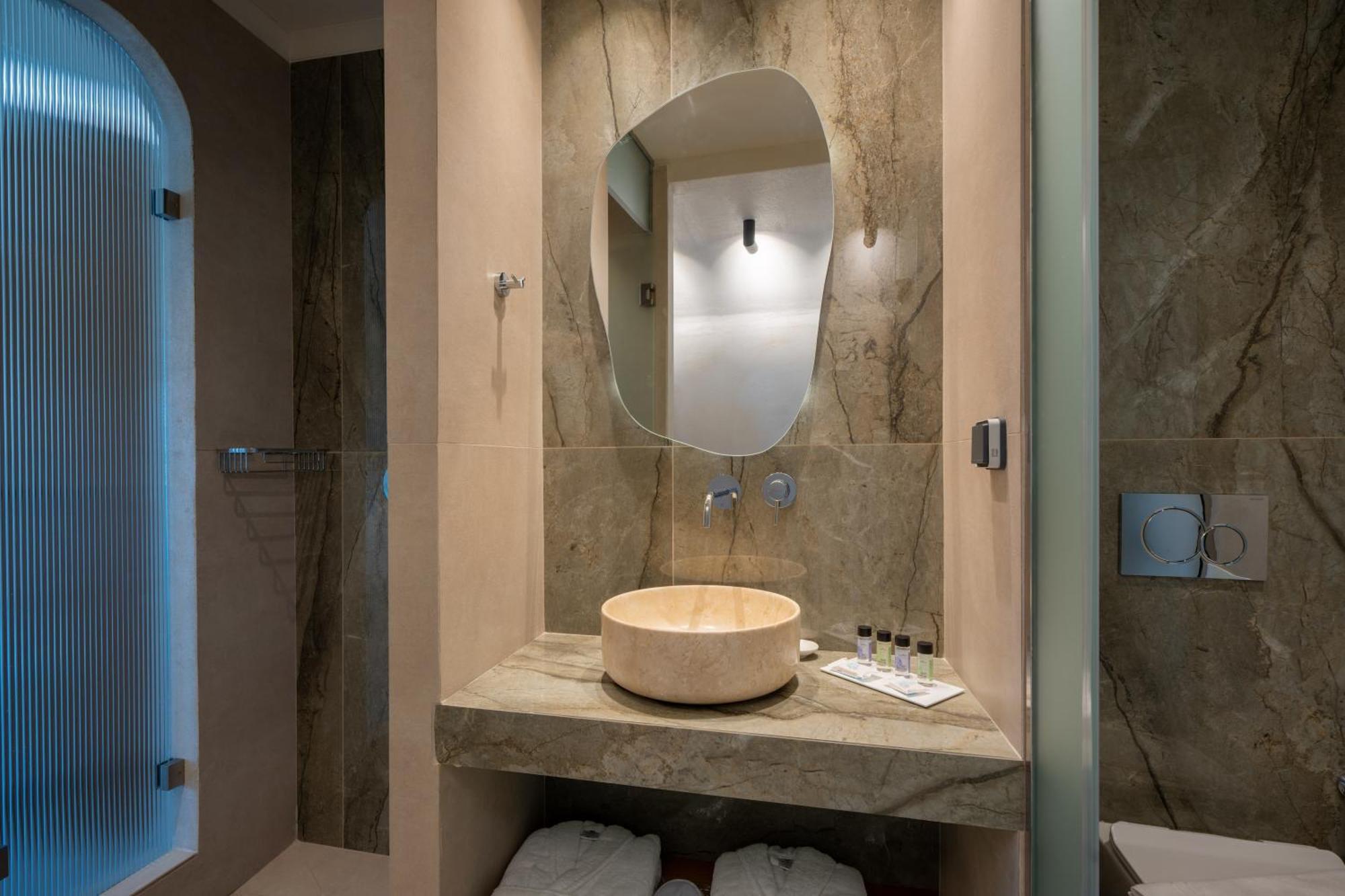 Rettimo Suites, Experience Luxury In The Heart Of Rethymno Exteriör bild