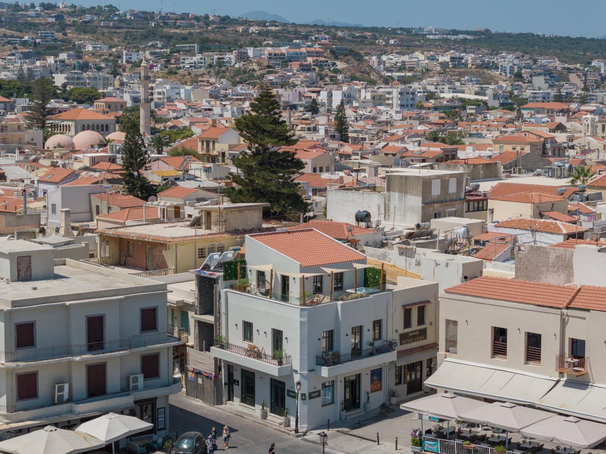 Rettimo Suites, Experience Luxury In The Heart Of Rethymno Exteriör bild