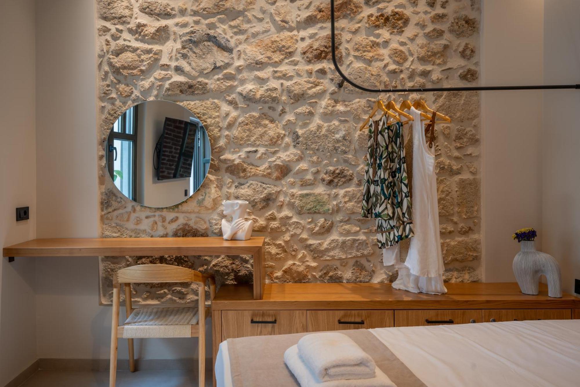 Rettimo Suites, Experience Luxury In The Heart Of Rethymno Exteriör bild