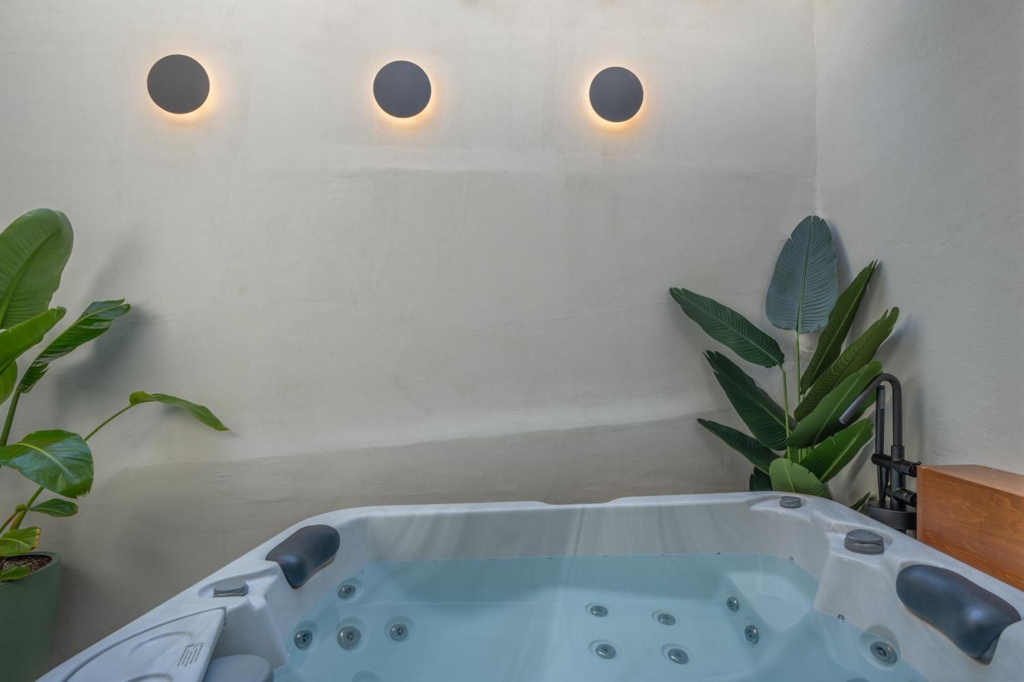 Rettimo Suites, Experience Luxury In The Heart Of Rethymno Exteriör bild