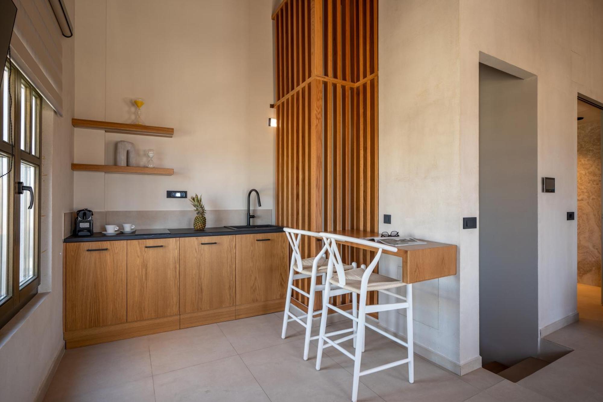 Rettimo Suites, Experience Luxury In The Heart Of Rethymno Exteriör bild