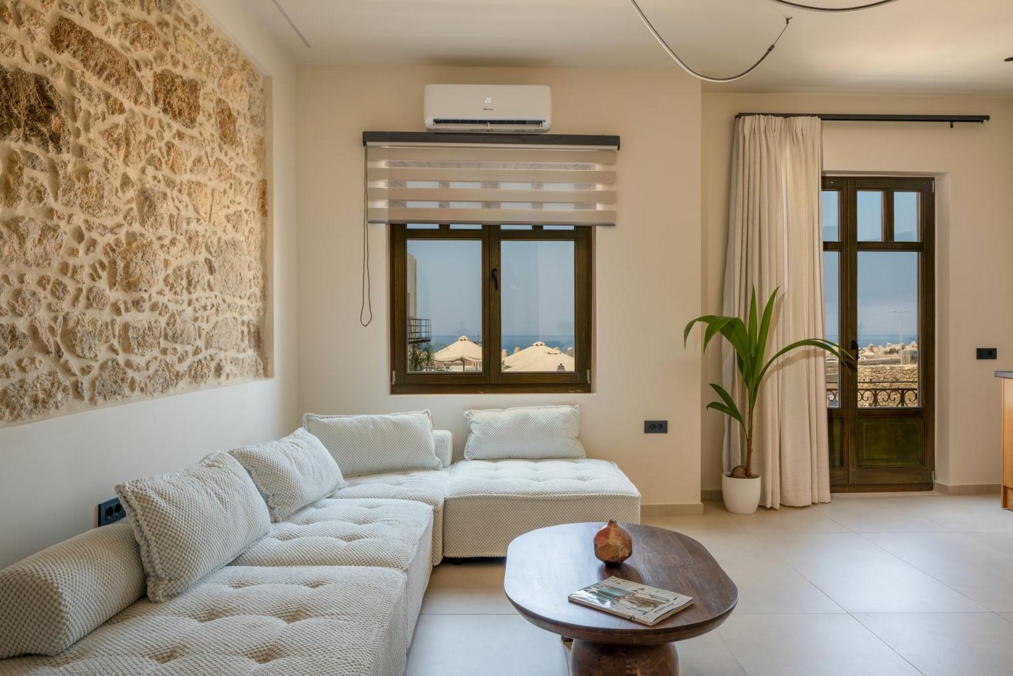 Rettimo Suites, Experience Luxury In The Heart Of Rethymno Exteriör bild